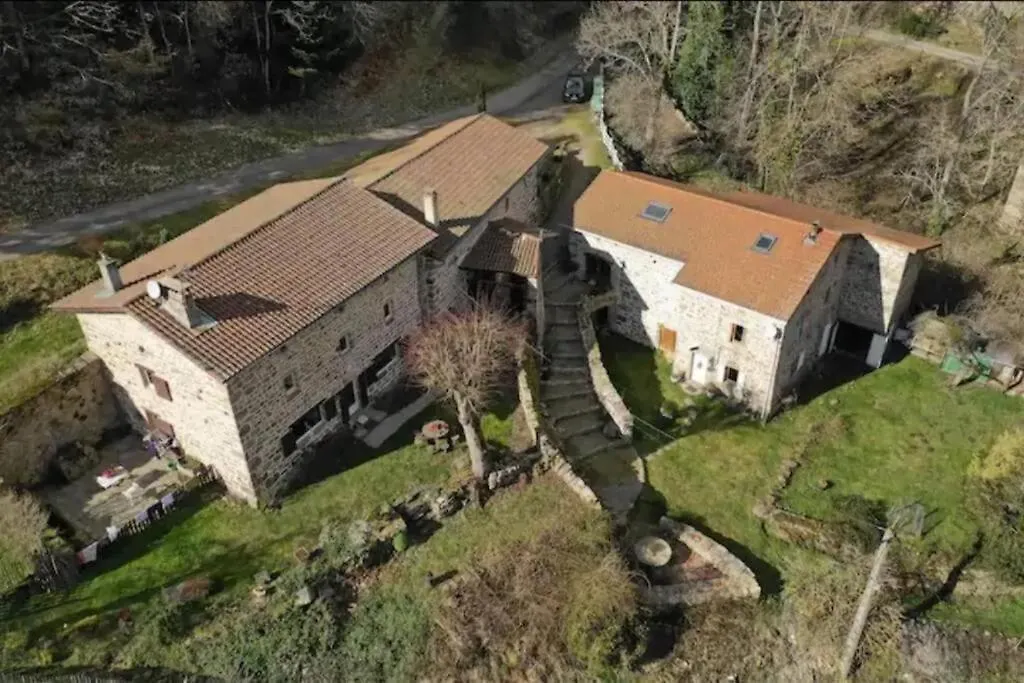 Un Havre De Vie _ Le Domaine Du Riboulon Villa Saint-Julien-Vocance